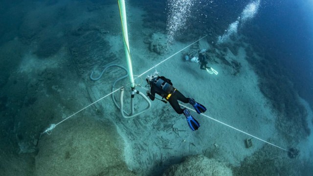 Misteri Laut Dalam